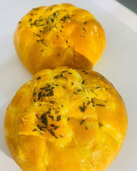 Roti Keju Zaytun Bakery
