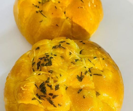 Roti Keju Zaytun Bakery