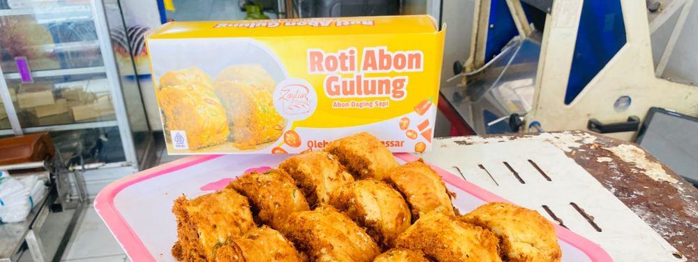 Roti Abon Gulung di dapur Zaytun Bakery